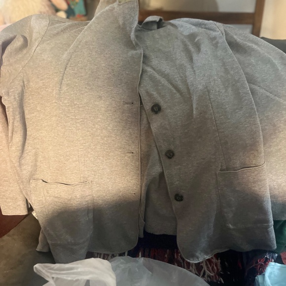 Cardigan - Picture 2 of 3